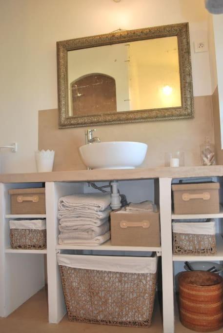 Le Cabanon Tendance Du Luberon Merindol Exterior photo