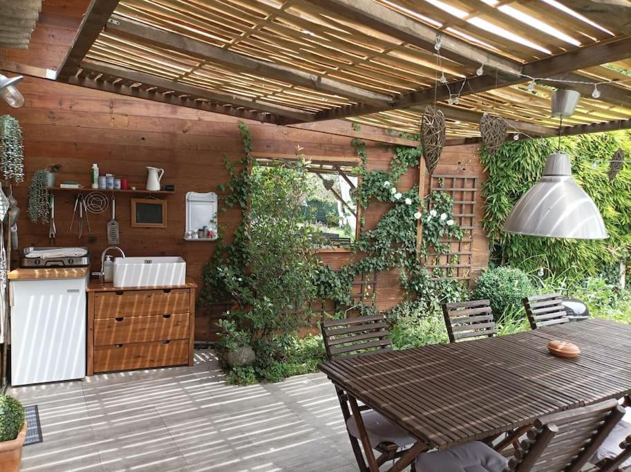 Le Cabanon Tendance Du Luberon Merindol Exterior photo