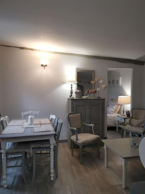 Le Cabanon Tendance Du Luberon Merindol Exterior photo