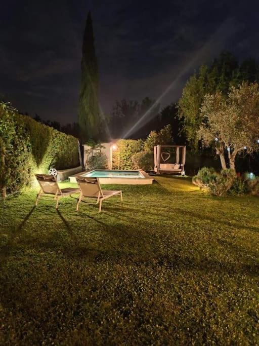 Le Cabanon Tendance Du Luberon Merindol Exterior photo