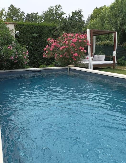 Le Cabanon Tendance Du Luberon Merindol Exterior photo